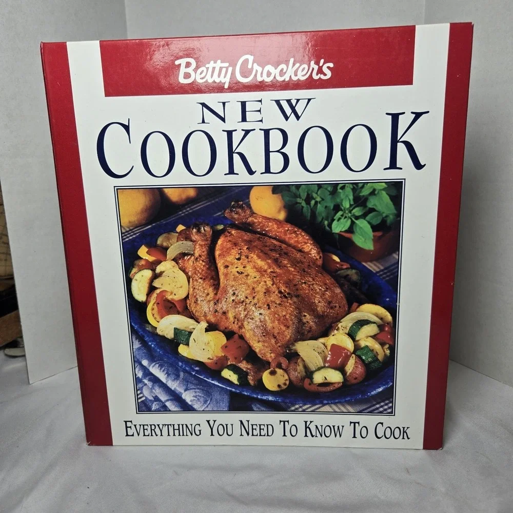 Betty Crocker's New Cookbook: Everything You Need to Know to Cook (8th Ed.)